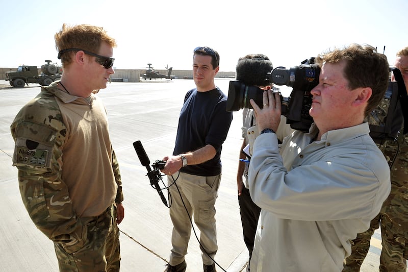 articles/2013/01/22/prince-harry-take-a-life-to-save-a-life-confirms-he-has-killed-insurgents/harry-life-1_o1ly1o