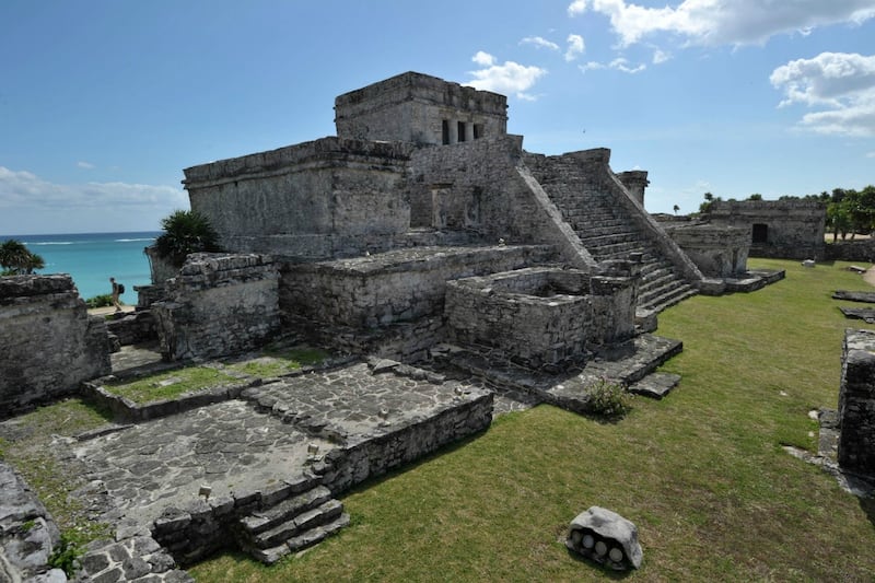 articles/2012/02/25/what-wrecked-the-mayans/mayan-temple_rtvxpb