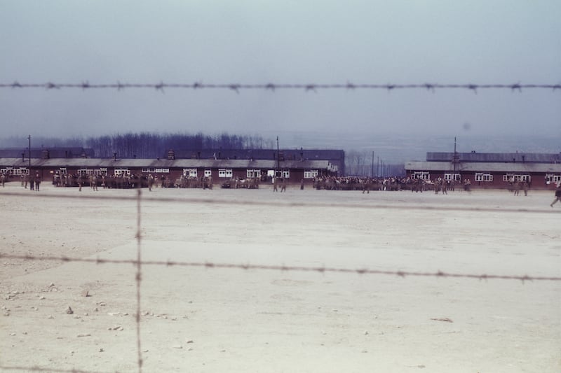 galleries/2015/04/11/when-american-soldiers-opened-buchenwald-photos/150409-buchenwald-liberation5_qvcxec