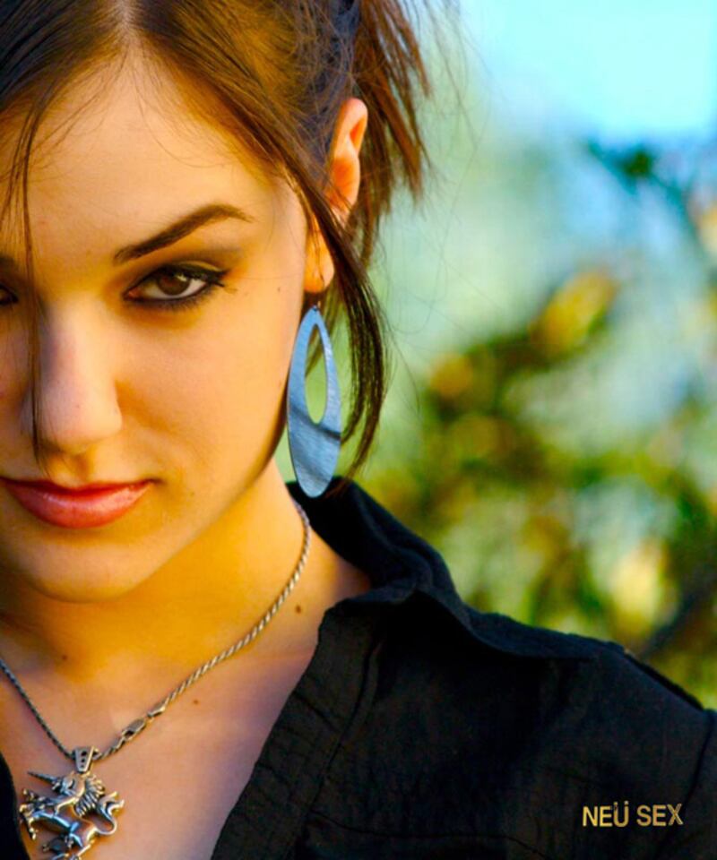 galleries/2011/03/28/neu-sex/sasha-grey-book-4_ejrcih