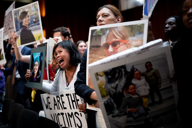 Photograph of protesters against Boeing CEO Dave Calhoun.