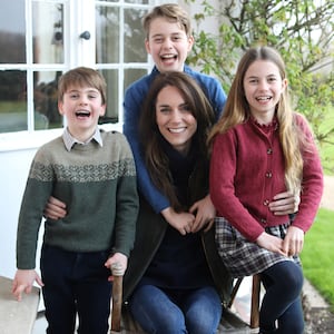 The image of Kate Middleton with her children that she admits she doctored.