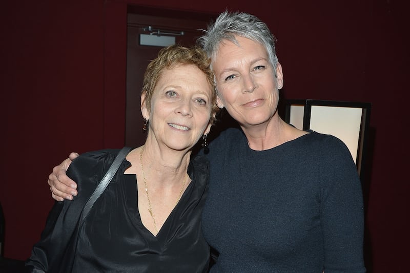 articles/2014/07/25/jamie-lee-curtis-and-naomi-foner-on-what-it-means-to-be-very-good-girls/140724-curtis-very-good-girls-tease_zy9cs7