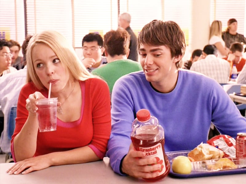 Rachel McAdams and Jonathan Bennett in Mean Girls.