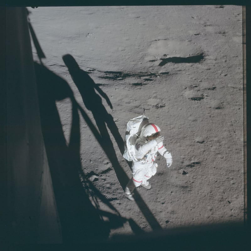 galleries/2015/10/04/a-brief-history-of-the-apollo-mission-photos/151004-apollo-missions-09_qpmneu