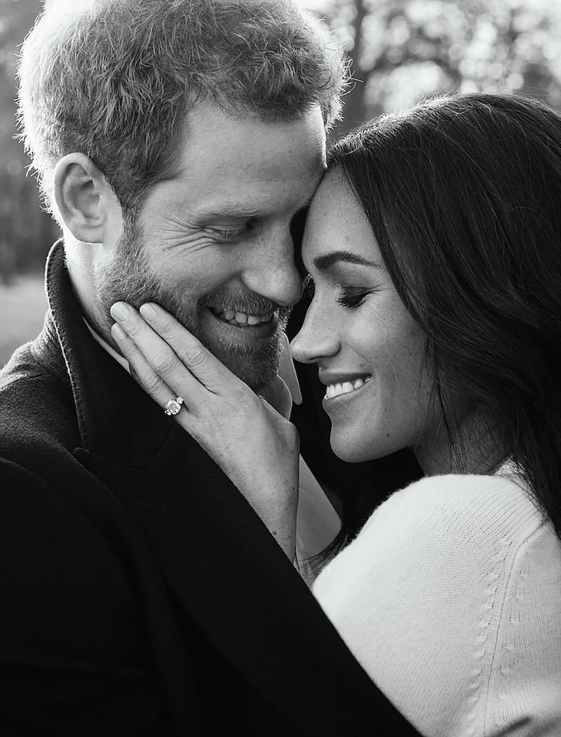 171221-teeman-markle-harry-engagement-emebd-1_unyd9k