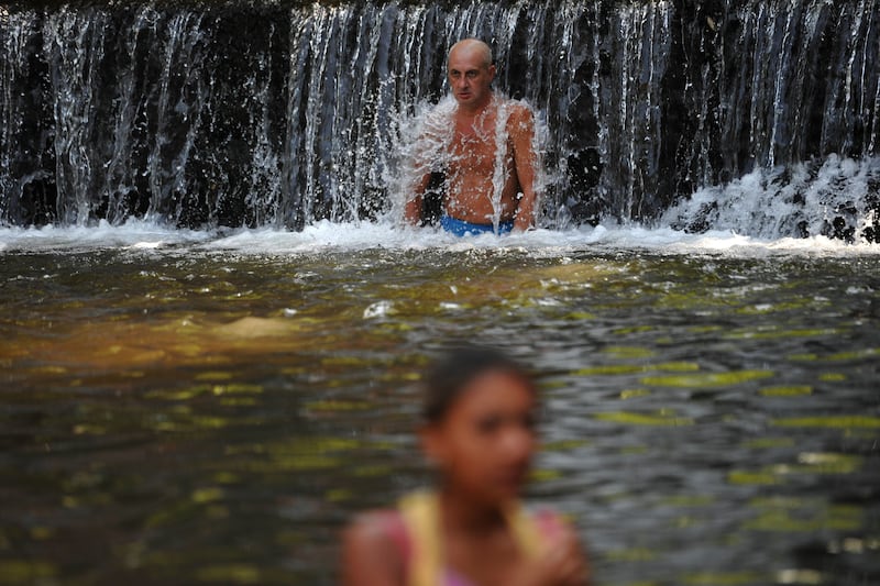 galleries/2013/01/10/australia-in-flames-more-extreme-weather-events-photos/global-warming-eu-heat_gzoswd