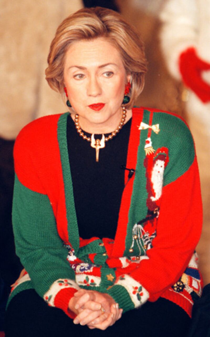 galleries/2012/05/10/hillary-clinton-s-style-evolution-photos/hillary-clinton-style-christmas-1998_w7jkgp