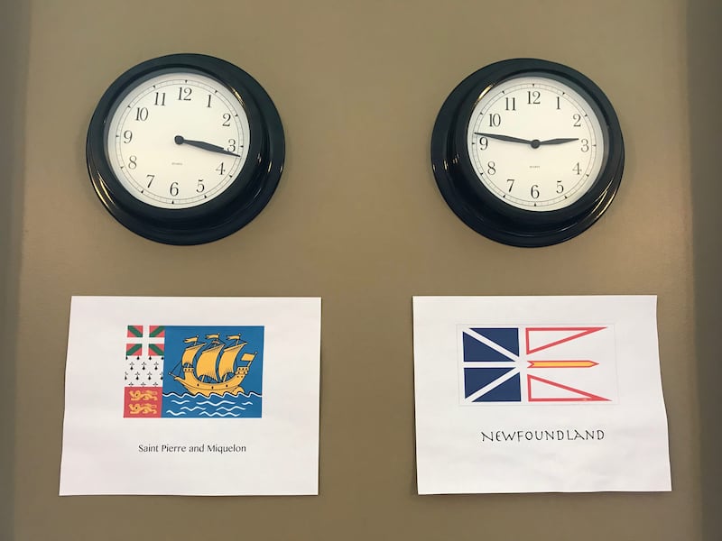 time-zones-at-ferry-office-CREDIT-Jennifer-Bain_szw0zy