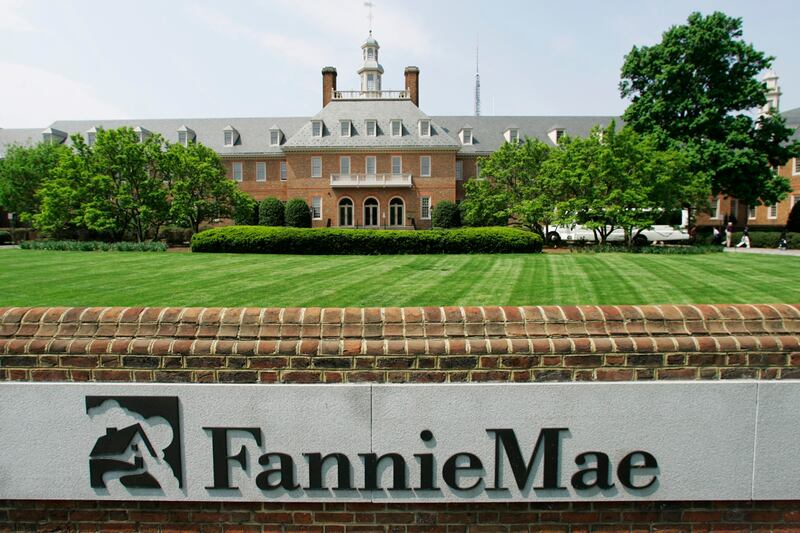 articles/2012/08/17/freddie-mac-fannie-mae-get-the-squeeze/fannie-mae-freddie-mac-zeitlin_sabnzq