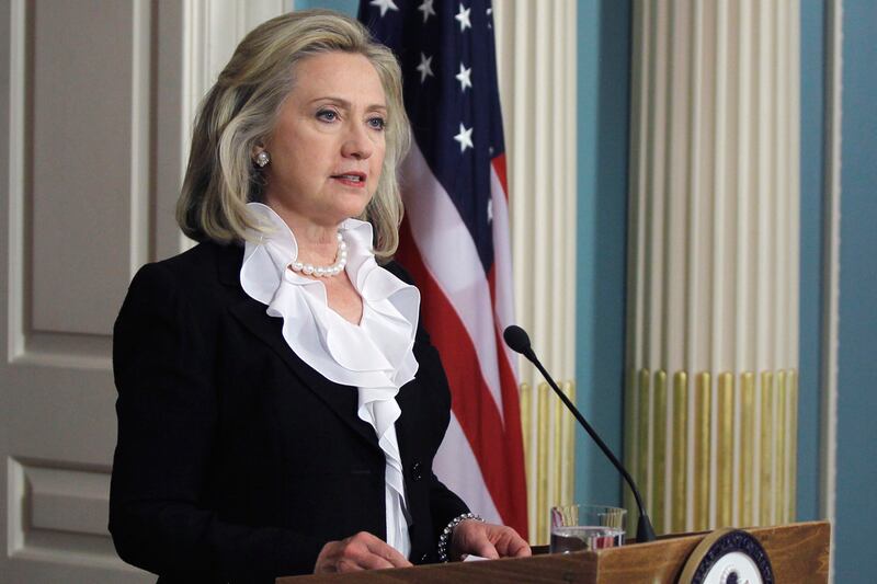 galleries/2012/05/10/hillary-clinton-s-style-evolution-photos/hillary-clinton-style-ruffles-2011_h75v4a