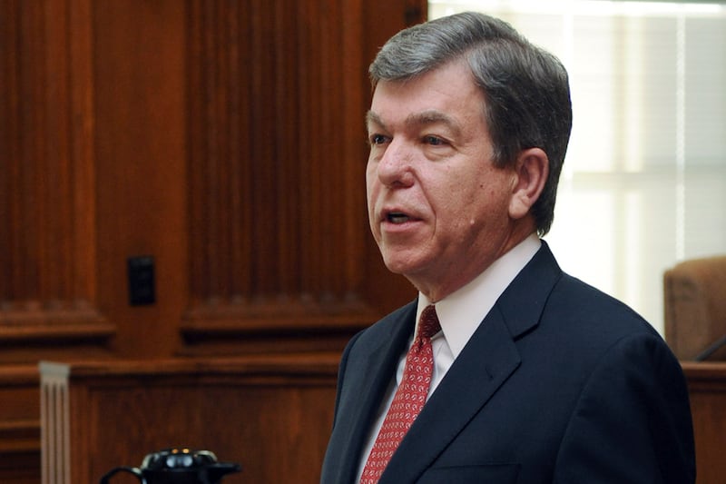 articles/2012/02/15/roy-blunt-s-push-to-overturn-obama-s-contraception-compromise/birth-control-blunt-dickson_fpskl2