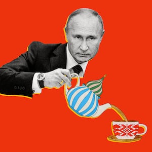 210525-nemstova-putin-tea-hero_evbctc