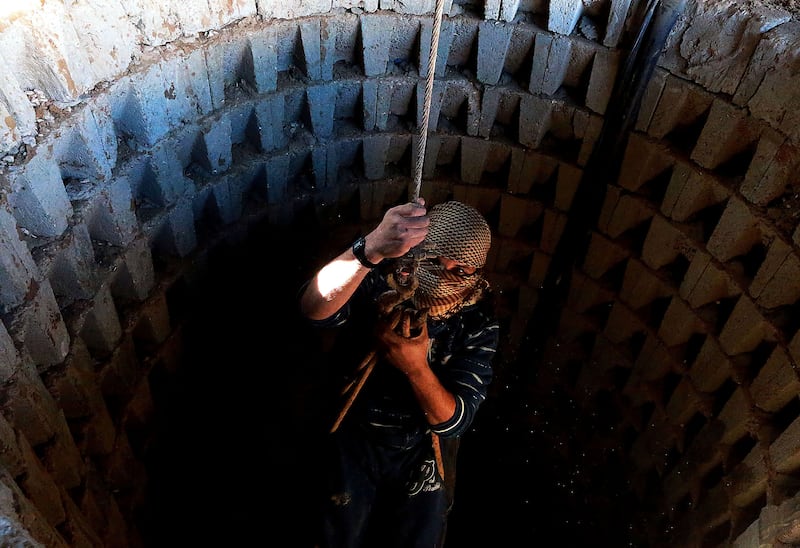 galleries/2014/07/18/gaza-underground-a-look-inside-palestinian-smuggling-tunnels-photos/140718-gaza-tunnels-2a_h0frwa