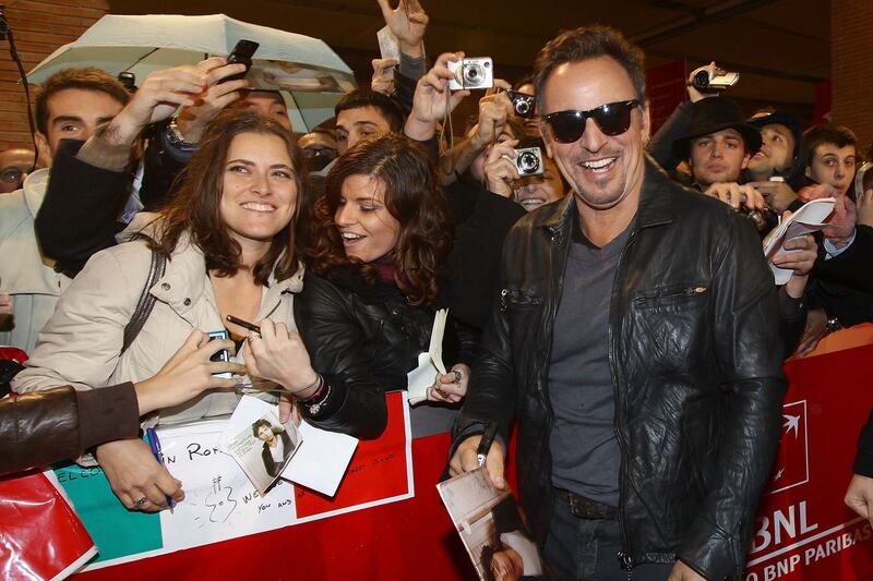 galleries/2014/01/12/bruce-springsteen-through-the-years-photos/140108-bruce12_itmc0f