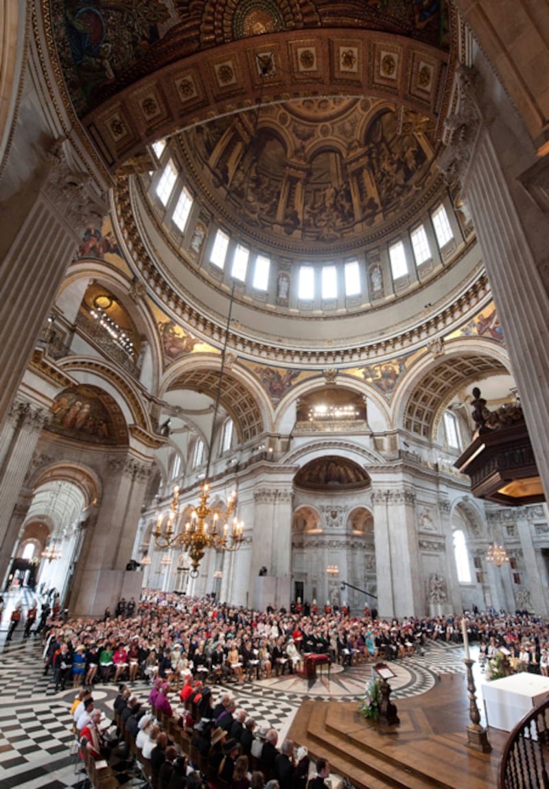 galleries/2012/06/03/queen-elizabeth-s-diamond-jubilee-kate-middleton-prince-william-and-more-photos/jubilee-day4-st-pauls-wide_nrfcvn