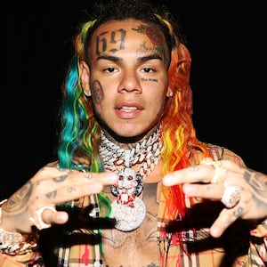 181121-Daly-Tekashi-6ix9ine-tease_wpljyq