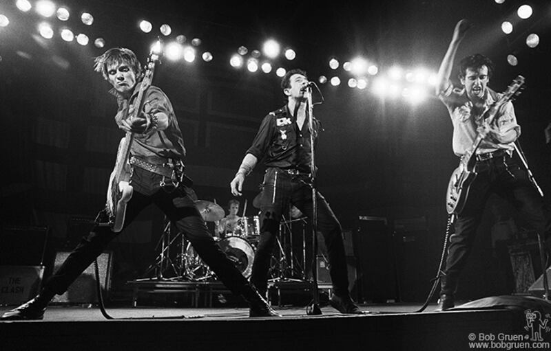 galleries/2014/03/29/bob-gruen-s-iconic-rock-n-roll-photography-john-lennon-mick-jagger-and-more/bob-gruen-the-clash_oqvxr0