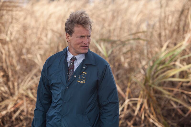 articles/2014/01/11/true-detective-review-you-have-to-watch-hbo-s-revolutionary-crime-classic/140110-romano-detective-tease_o3wlx4