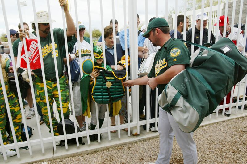 galleries/2011/09/23/moneyball-real-life-players-billy-beane-zito-kazmir-photos/billy-beane-oakland-as-gal-jeremy-brown_obqoz6