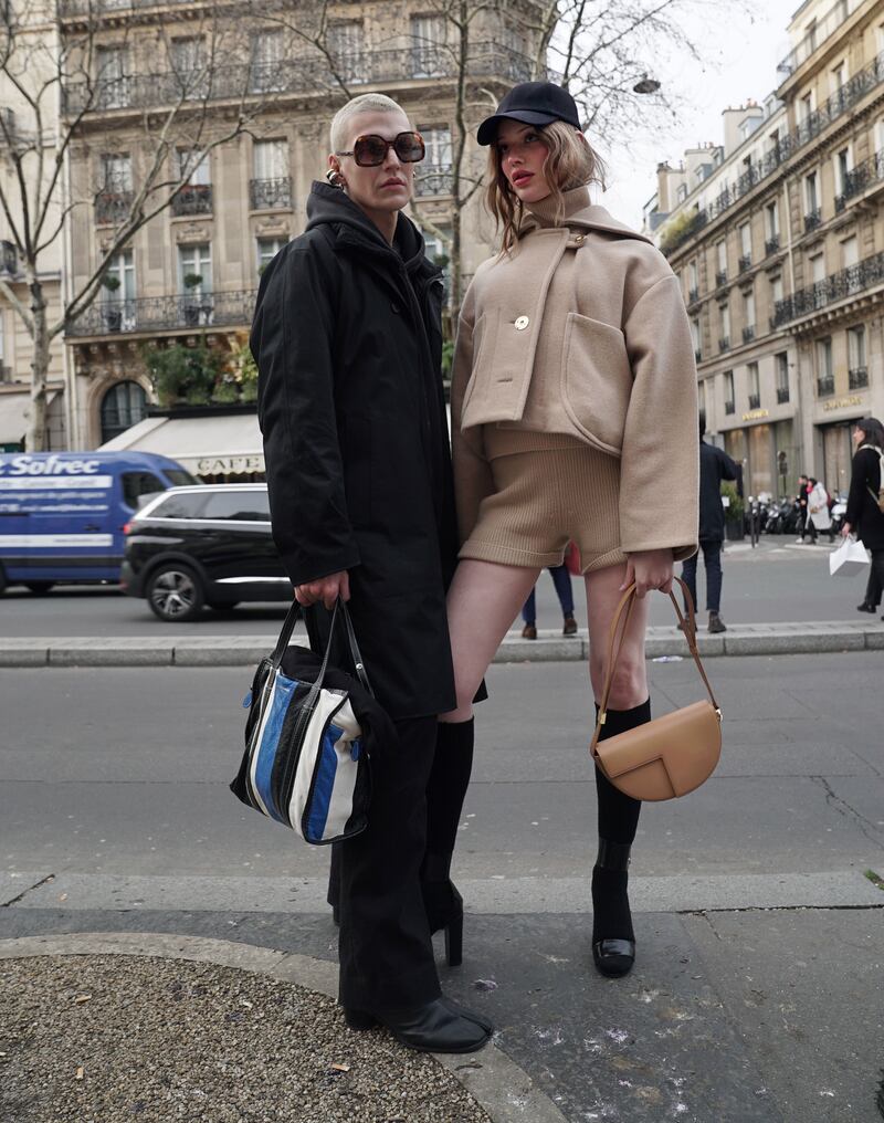 220308-ABL-pfw-street-style-11_tbhhax