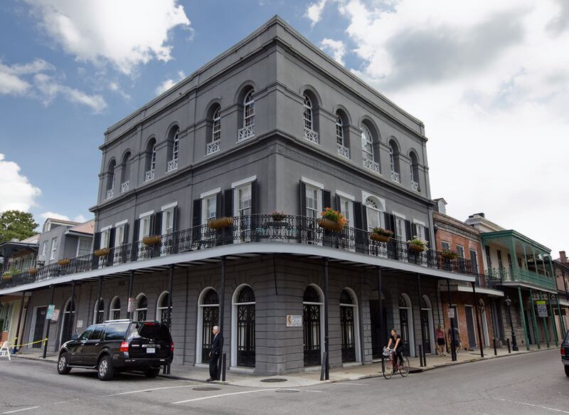 galleries/2010/08/09/haunted-homes/haunted-homes---lalaurie_dnrjkl