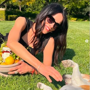 Abigail Spencer and Meghan Markle’s dog, Mamma Mia.