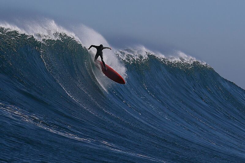 galleries/2013/08/07/surf-s-up-awesome-big-wave-photos/130506-surfing2_rrbe7h