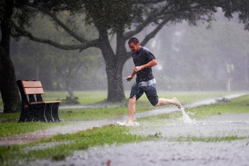 galleries/2016/10/06/hurricane-matthew-s-destructive-aftermath/161007-Florida-Hurricane-Matthew-gal-10_eoseqh