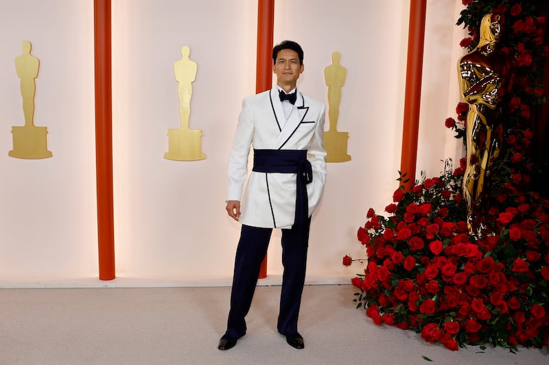 230312-oscars-harry-shum-jr_mdniny