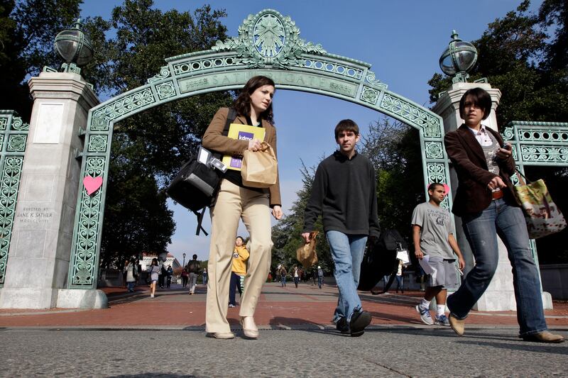 galleries/2013/10/16/20-most-affordable-colleges-photos/2013-college-rankings-uc-berkeley_dh4479