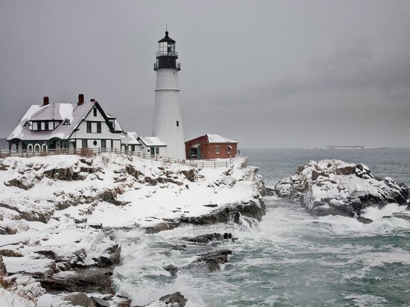 galleries/2014/03/08/picture-perfect-lighthouses-in-winter-photos/cnt-ligthhouse-winter-7_e68npi