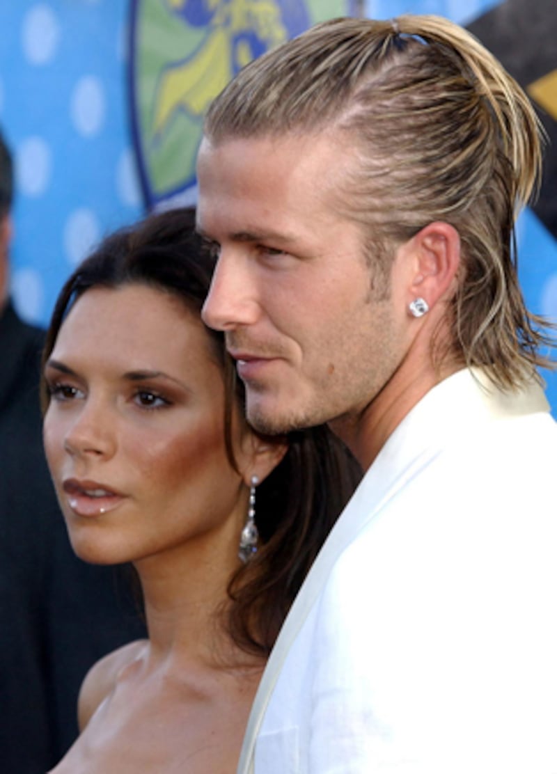 galleries/2011/03/08/iconic-male-ponytails/men-with-ponytails---beckham_emwxqq