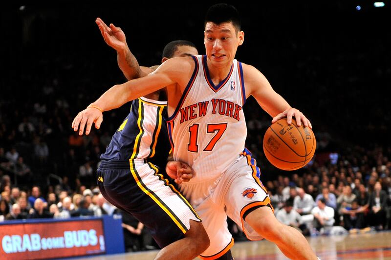 articles/2012/02/17/ok-ok-so-jeremy-lin-of-the-new-york-knicks-is-on-fire/jeremy-lin-bissinger_raf4pp