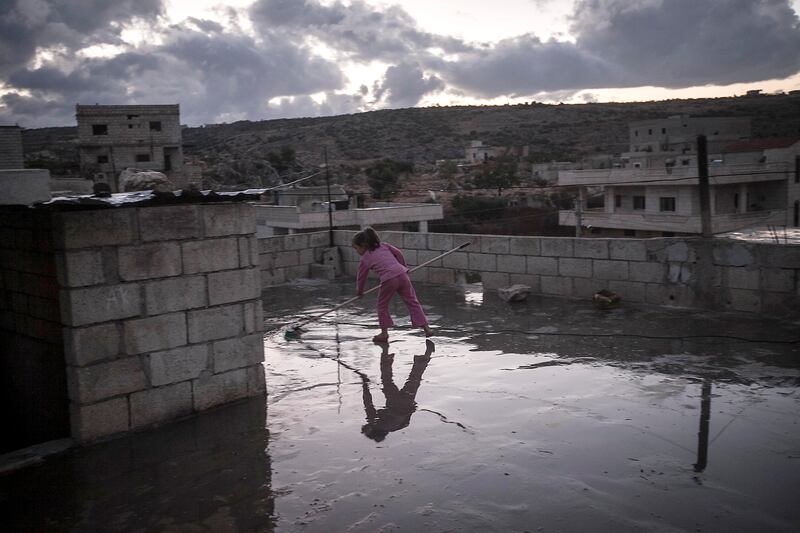 galleries/2013/10/09/the-last-ones-left-photos-of-a-syrian-family-that-refuse-to-leave-their-village/131007-syria-family10_njxzwh