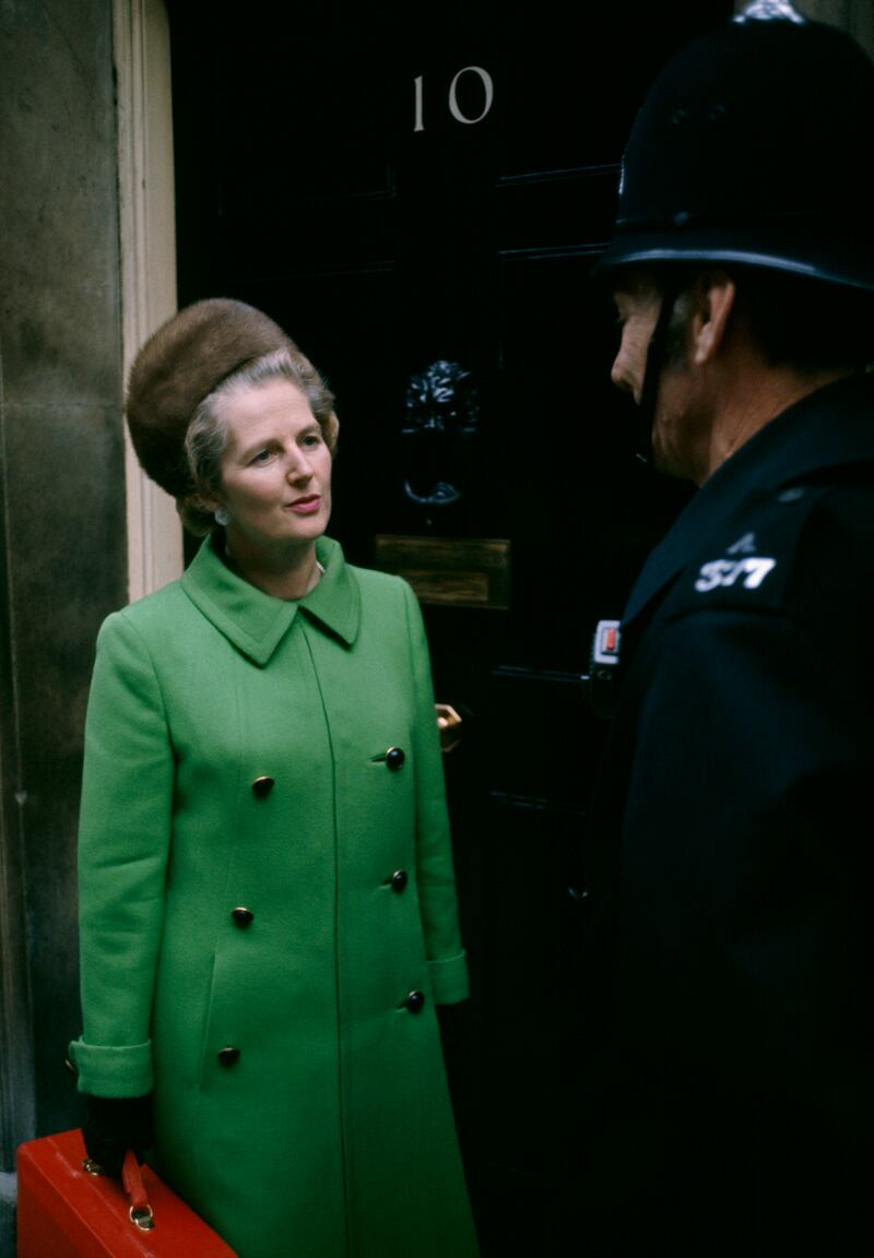 galleries/2013/04/08/margaret-thatcher-s-best-style-through-the-years-photos/130408-Thatcher-fashion-05_jbd0or