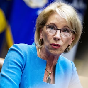 190217-carlson-devos-tease_ltxzy8