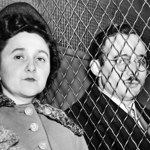 170714-radosh-julius-ethel-rosenberg-hero_zym6to