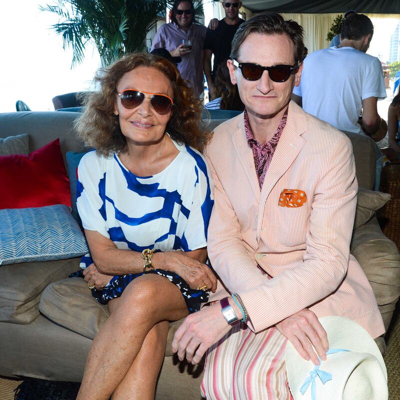 galleries/2012/12/09/art-basel-miami-2012-s-best-parties-chanel-terrywood-more-photos/dvf-bowles-best-of-art-basel-2012_cnf6rz