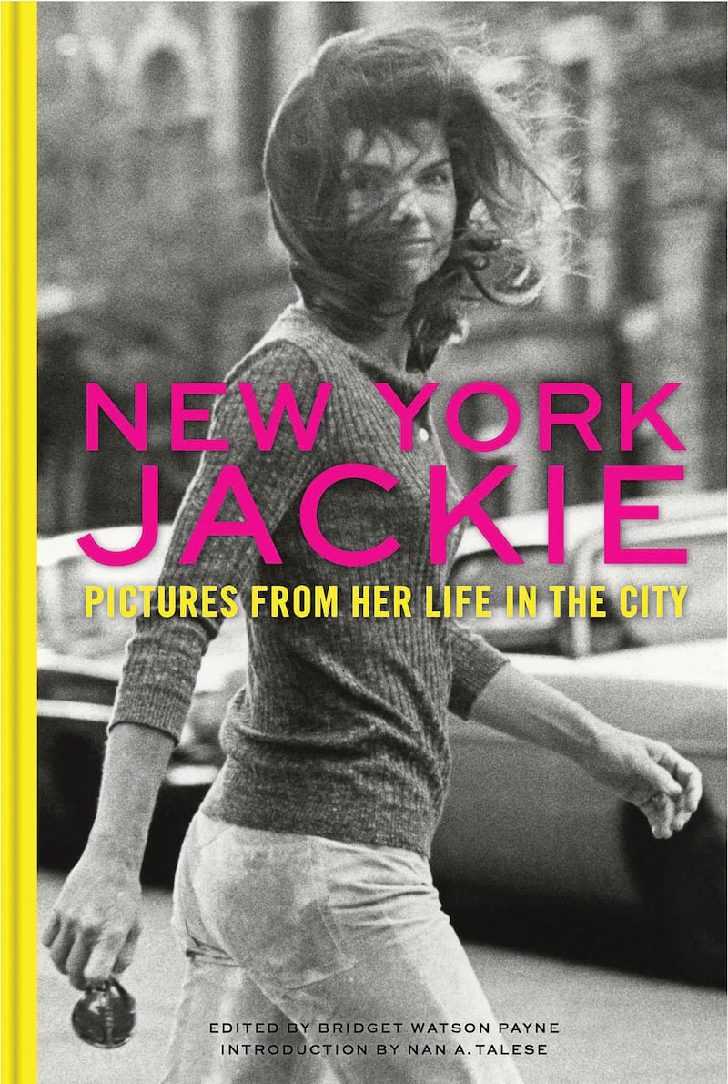 galleries/2014/03/13/jackie-kennedy-s-life-in-new-york-city-photos/new-york-jackie-cover_uwdz3k