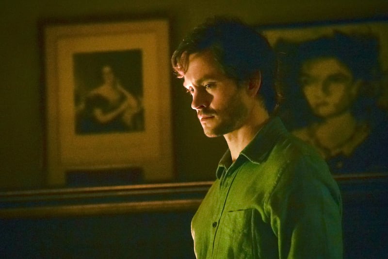 articles/2014/05/23/hugh-dancy-on-hannibal-s-brilliantly-batsh-t-finale-and-the-future-of-will-graham/140523-stern-hannibal-tease_bwgsva