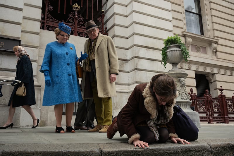 A photo still of Kevin McNally, Dianne Wiest, and Julia Garner in 'Apartment 7A'