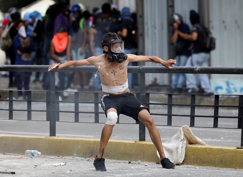 170613-venezuela-protests-12_reqlis