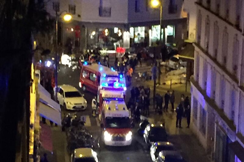 galleries/2015/11/13/paris-attacks-photos/151113-paris-attack4_vllbzr