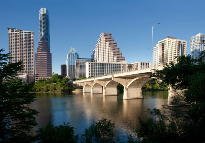 galleries/2011/03/29/funniest-cities/immigration-cities---18-austin_ydcp5g