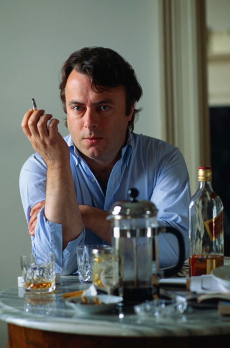 galleries/2011/12/15/christopher-hitchens-through-the-years-photos/christopher-hitchens-gal-1993_ny5gjv