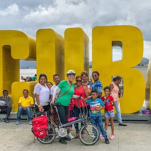 180928-brooklyn-crossing-cuba-bike-hero_kowpir