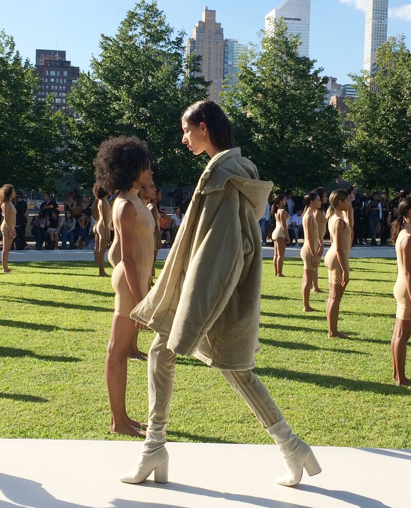 articles/2016/09/08/inside-kanye-west-s-epic-hot-mess-at-new-york-fashion-week/160907-teeman-yeezy-embed-3_t2znls