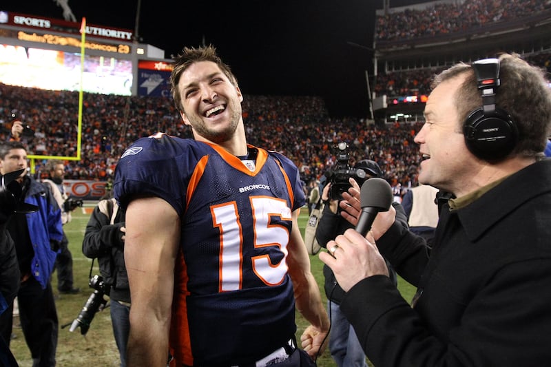 articles/2012/01/13/tim-tebow-is-the-sarah-palin-of-football/tim-tebow-palin_o26dob