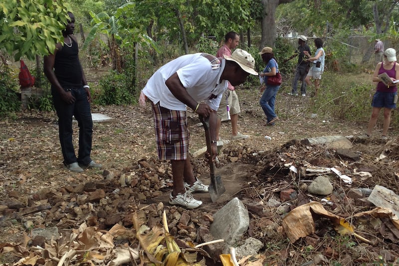 articles/2013/12/01/uncovering-jamaica-s-jewish-past/131129-jamaica-gravestones-tease_jgpo8l